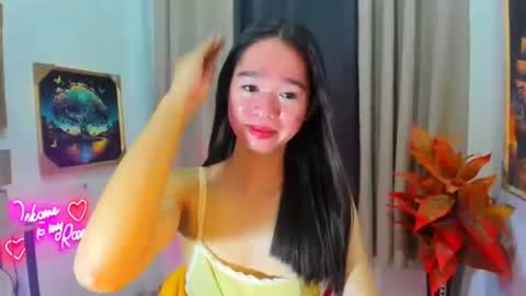 yourtinybunny online show from March 7, 11:54 am