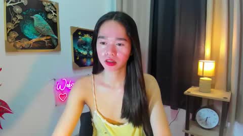 yourtinybunny online show from April 24, 12:51 pm