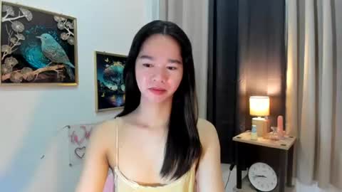 yourtinybunny online show from June 20, 2:12 pm