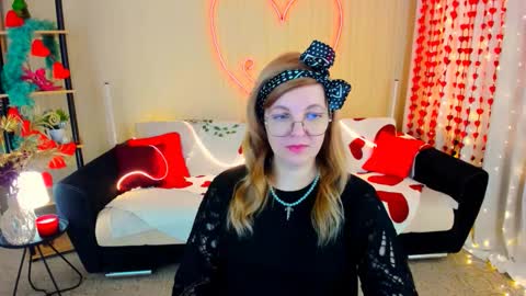 Alice online show from February 10, 9:34 am