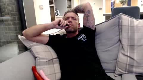 You want us 69 online show from December 10, 5:07 am