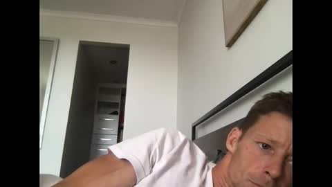 yoyoyo1221 online show from May 5, 2:18 am