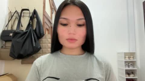 yrdrmgrl_jennie26 online show from February 11, 5:50 pm