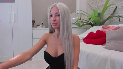 Crazy P online show from July 16, 6:28 am