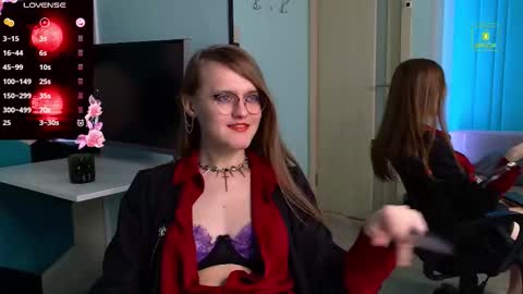 Yuko online show from December 2, 8:18 pm