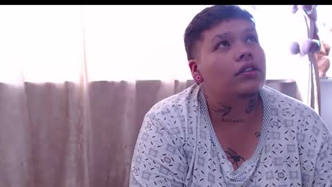 yul an val online show from December 14, 8:26 pm