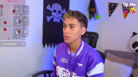 yulian_vasquez online show from October 24, 12:39 pm