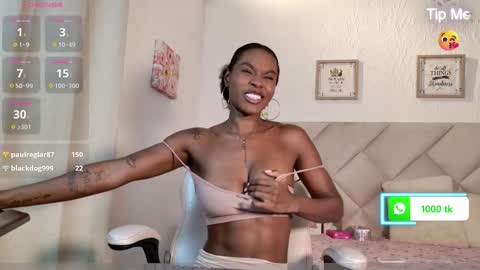 Snapshot of yuliana_milleer chatting on October 7, 8:38 pm Yuliana online show from October 7, 8:38 pm