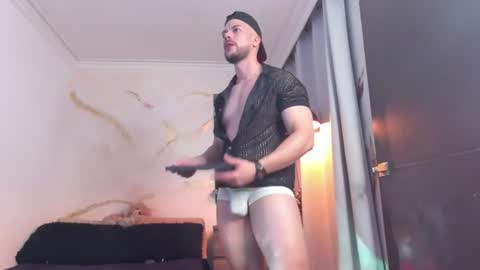 yulian 2811 online show from July 11, 4:39 am
