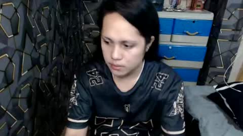 yumi online show from October 3, 11:46 pm