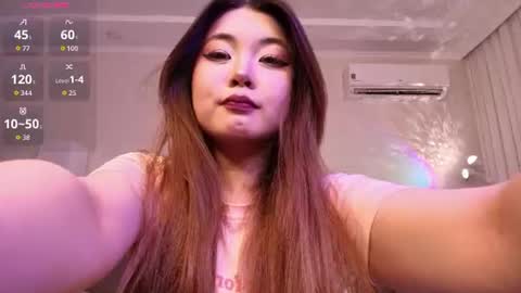 Yumi online show from June 26, 8:36 pm