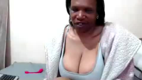 yummytittsxx online show from July 23, 5:27 am