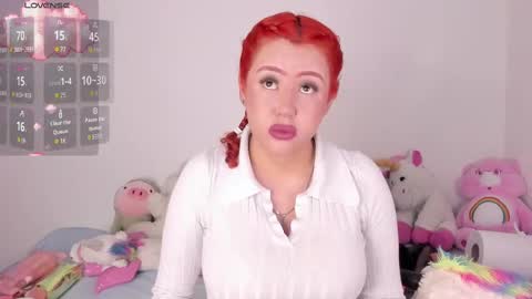 Snapshot of yunahott_ chatting on October 17, 5:00 am yunahott_ online show from October 17, 5:00 am