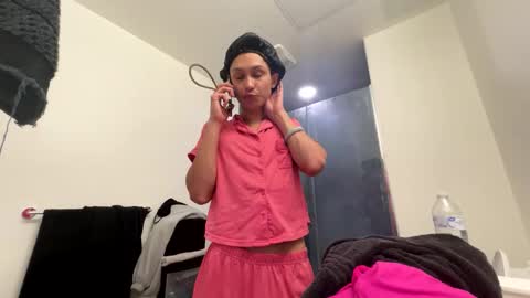 BbyTSSLut online show from October 23, 5:58 pm