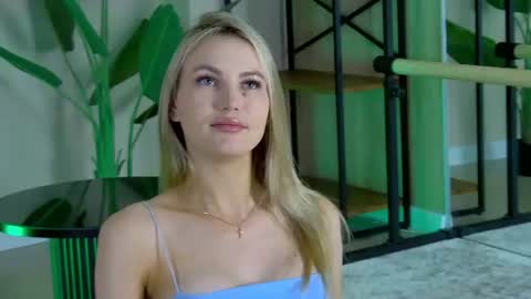 Tessa online show from July 24, 6:38 pm