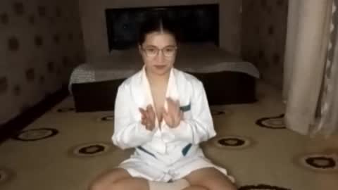 Yuna online show from December 4, 3:00 pm