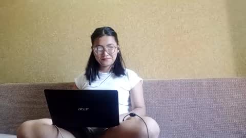 Yuna online show from November 6, 4:37 am