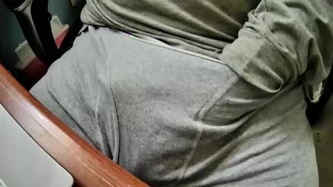 yuppers1234 online show from October 15, 4:08 pm