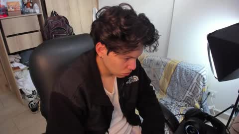 yurii_moody online show from October 23, 7:48 pm