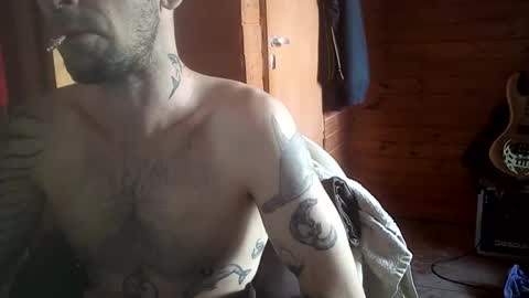 Yuumi online show from November 28, 3:52 pm