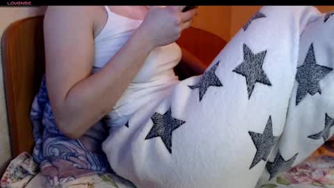 yzza_suave online show from February 24, 5:53 pm