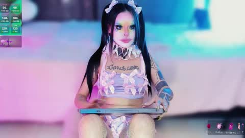 Snapshot of z_e_t_h_a chatting on October 16, 4:12 am tazzie online show from October 16, 4:12 am