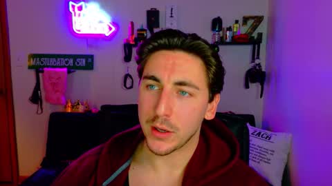 Zach Rhyder online show from February 10, 1:19 am