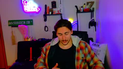 Zach Rhyder online show from May 14, 2:21 am