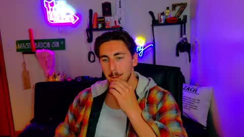 Zach Rhyder online show from May 12, 2:20 am