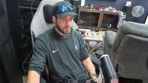 zachf420 online show from May 6, 9:10 pm