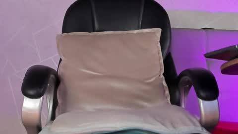 zack conor online show from December 15, 11:56 pm