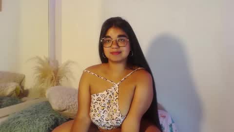 zafiro_evans online show from November 20, 9:56 pm