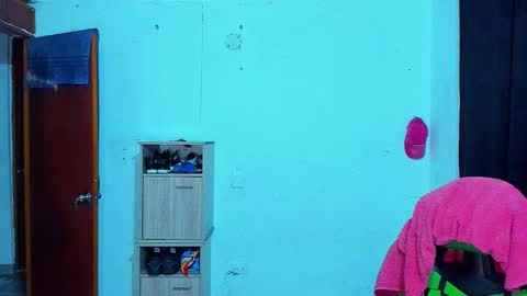 BiG Zafiro online show from March 6, 11:53 am