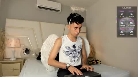 zahir_ashar online show from October 31, 11:43 am