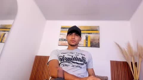 Snapshot of zander_2120 chatting on October 11, 1:16 pm Zander online show from October 11, 1:16 pm