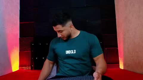 zanemaverick online show from July 22, 1:46 pm