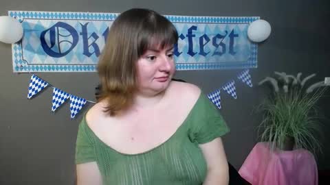 Snapshot of zannadreil chatting on October 2, 8:07 pm zannadreil online show from October 2, 8:07 pm