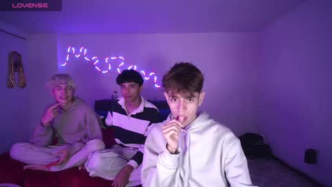 Tiiago Mallz online show from December 29, 4:38 am