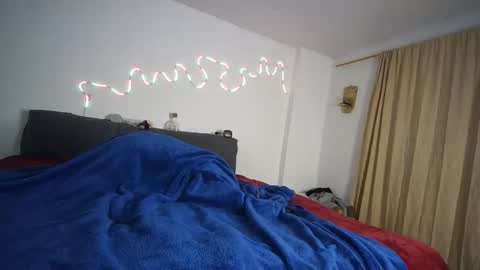 Tiiago Mallz online show from December 24, 10:39 pm