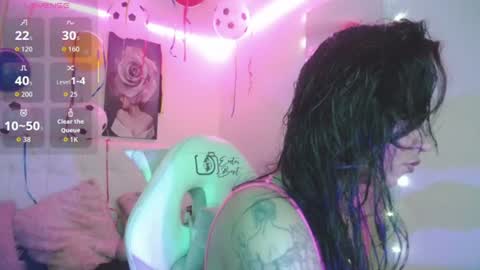 Zarah online show from June 30, 1:54 pm