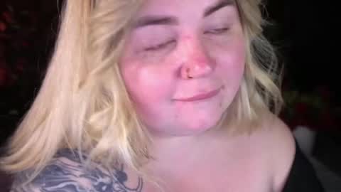 Lola online show from April 22, 2:52 am