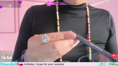 Isabella online show from July 25, 1:09 pm