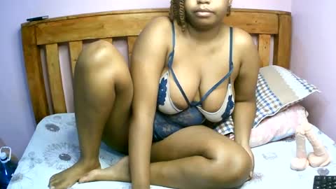 zariamonet online show from July 22, 4:53 pm