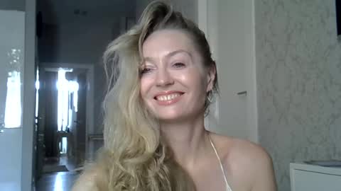 Zarina Swift online show from June 27, 10:32 am
