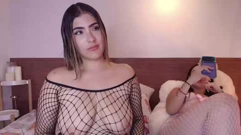 zarirosse online show from May 2, 4:24 pm