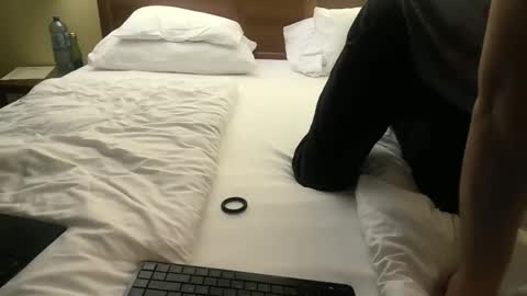 zech2455 online show from November 19, 10:30 pm