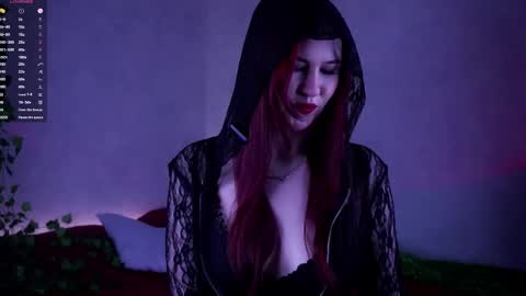 Emilia online show from May 9, 2:01 pm
