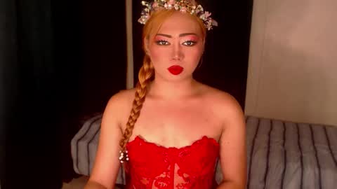 zemi_max online show from May 12, 6:44 am
