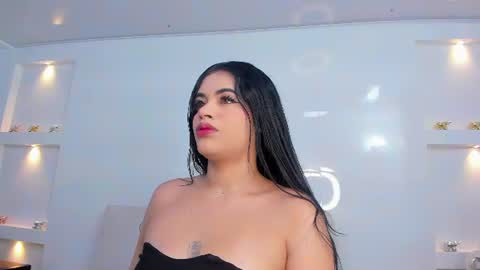 Zenda Evans online show from June 18, 4:29 am
