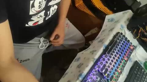 zenonmena34 online show from December 14, 8:04 pm